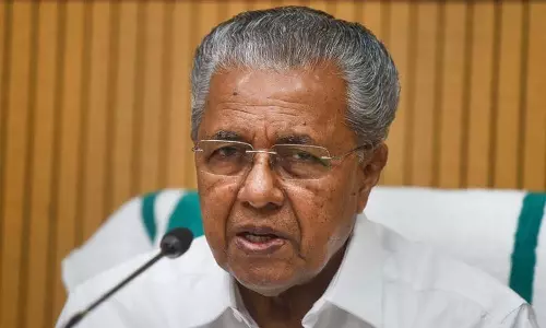 ഫിൻലാൻഡിലേക്ക് ഉടനില്ല; മുഖ്യമന്ത്രിയുടെ സന്ദർശനം മാറ്റിവെച്ചു