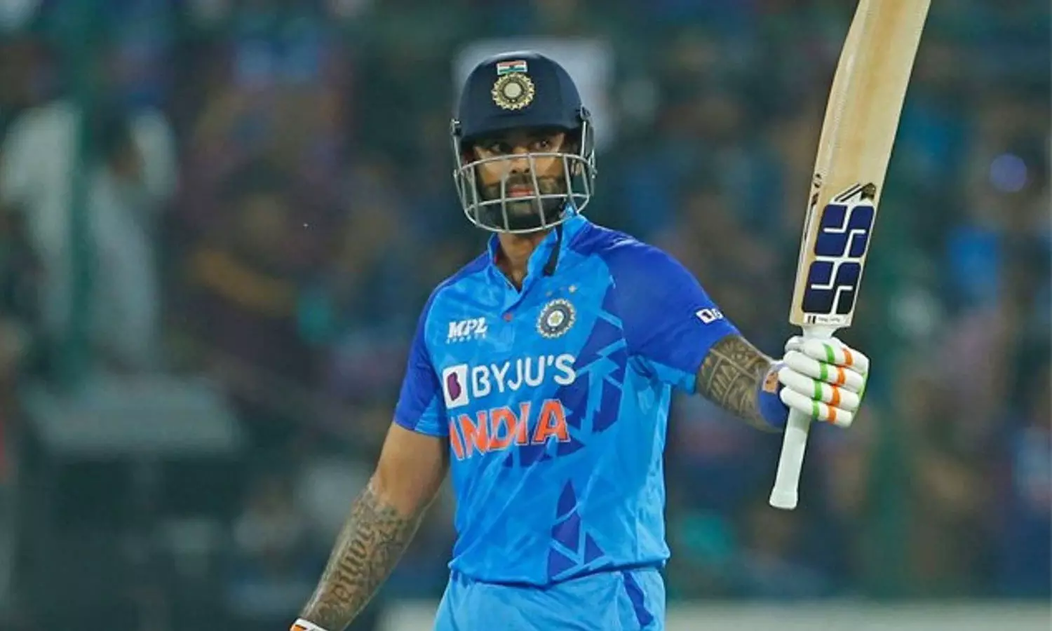 റെക്കോർഡിന്റെ സ്കൈയിൽ വീണ്ടും സൂര്യകുമാർ; കുറഞ്ഞ പന്തുകളിൽ അതിവേഗത്തില്‍ 1000 റൺസ്