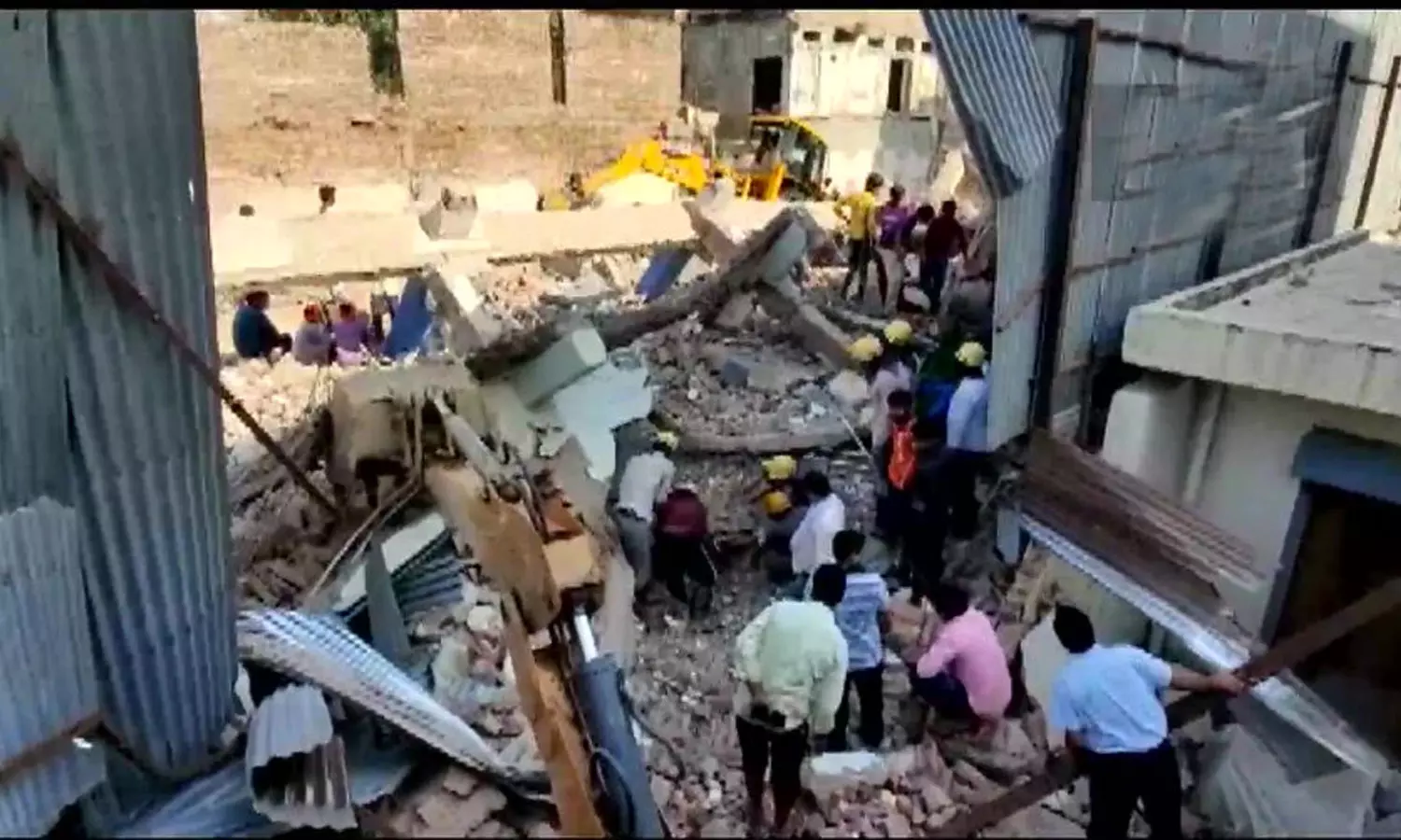 ഹരിയാനയിൽ കെട്ടിടം തകർന്ന് വീണ് രണ്ട് മരണം ഹരിയാനയിൽ കെട്ടിടം തകർന്ന് വീണ് രണ്ട് മരണം