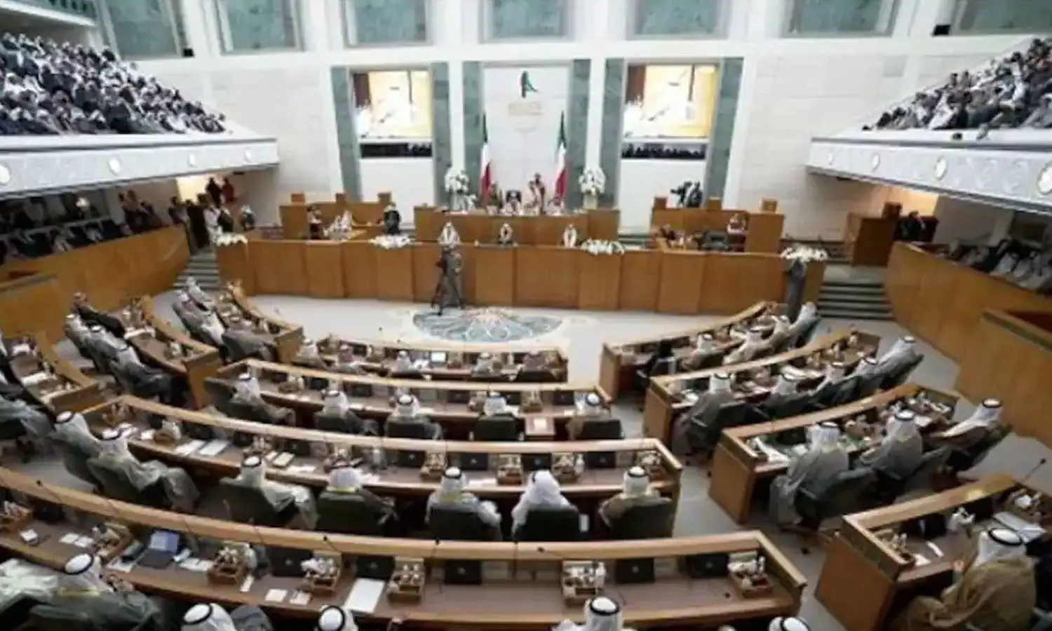 കുവൈത്ത് മന്ത്രിസഭയുടെ രാജി അമീര്‍ അംഗീകരിച്ചു; പാര്‍ലമെന്റ് സമ്മേളനം 11ന്