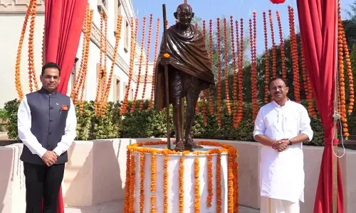 കേന്ദ്രമന്ത്രി വി. മുരളീധരന്റെ ഒമാൻ സന്ദർശനത്തിന് തുടക്കം