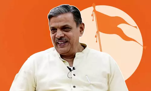 ഭീകരസത്വം പോലെ അസമത്വവും ദാരിദ്ര്യവും; ഗഡ്കരിക്കു പിന്നാലെ തുറന്നടിച്ച് ആർ.എസ്.എസ്സും-പാളയത്തില് പുകയുന്നതെന്ത്? ഭീകരസത്വം പോലെ അസമത്വവും ദാരിദ്ര്യവും; ഗഡ്കരിക്കു പിന്നാലെ തുറന്നടിച്ച് ആർ.എസ്.എസ്സും-പാളയത്തില് പുകയുന്നതെന്ത്?