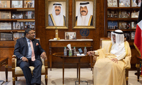 കുവൈത്ത് വിദേശകാര്യമന്ത്രി ഡോ.അഹമ്മദ് നാസർ അൽ മുഹമ്മദ് അൽ സബാഹിനെ സന്ദർശിച്ച് ഇന്ത്യൻ അംബാസഡർ സിബി ജോർജ്ജ്‌