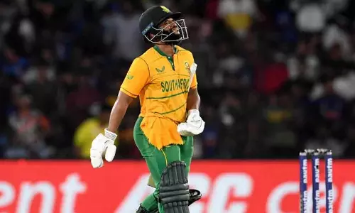 പുറത്താക്കൂ..., ബാവുമക്ക് രക്ഷയില്ല: ഭ്രാന്ത് പിടിച്ച് ആരാധകർ