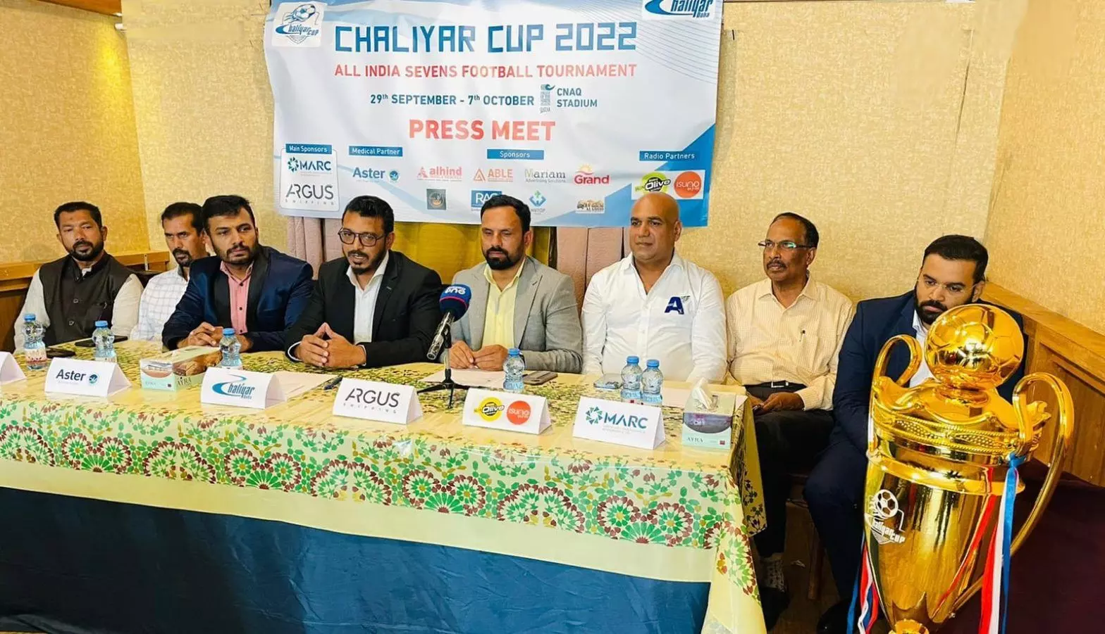 ചാലിയാർ ദോഹ സെവൻസ് ഫുട്ബോൾ ടൂർണമെന്റിലെ സെമിഫൈനൽ പോരാട്ടങ്ങൾ ഇന്ന് ചാലിയാർ ദോഹ സെവൻസ് ഫുട്ബോൾ ടൂർണമെന്റിലെ സെമിഫൈനൽ പോരാട്ടങ്ങൾ ഇന്ന്