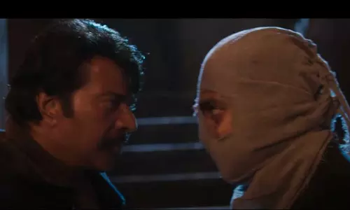 റോഷാക്കില്‍ വില്ലന്‍ ആസിഫലിയോ ?  ദുരൂഹതയുമായി സർപ്രൈസ് ടീസർ