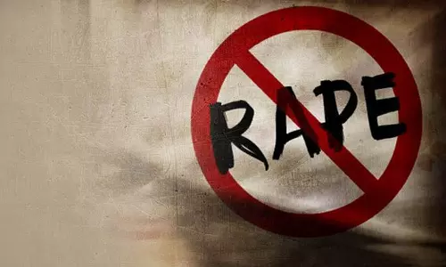 ഡൽഹിയിൽ സ്‌കൂൾ ശുചിമുറിയിൽ 11കാരിയെ കൂട്ടബലാത്സംഗത്തിനിരയാക്കി