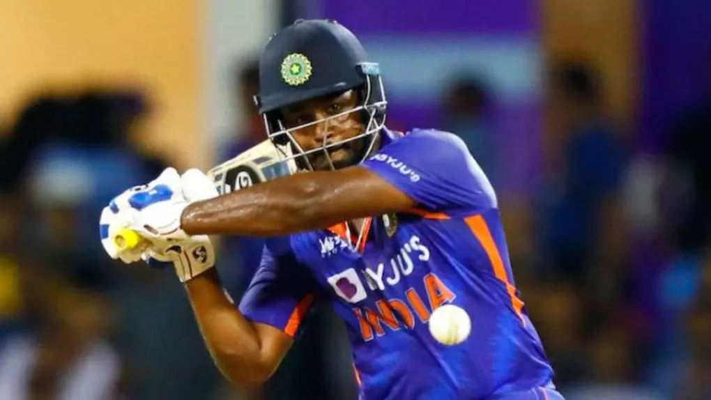 ടോപ് ക്ലാസ് ഇന്നിങ്‌സ്; സഞ്ജുവിനെ പ്രശംസ കൊണ്ടു മൂടി സെവാഗും ഹർഭജനും