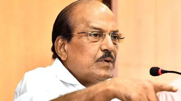 പ്രതിപക്ഷം ഒരുമിച്ചിറങ്ങിയാൽ സംഘ്പരിവാർ ഭരണം അവസാനിക്കും: പി.കെ കുഞ്ഞാലിക്കുട്ടി പ്രതിപക്ഷം ഒരുമിച്ചിറങ്ങിയാൽ സംഘ്പരിവാർ ഭരണം അവസാനിക്കും: പി.കെ കുഞ്ഞാലിക്കുട്ടി