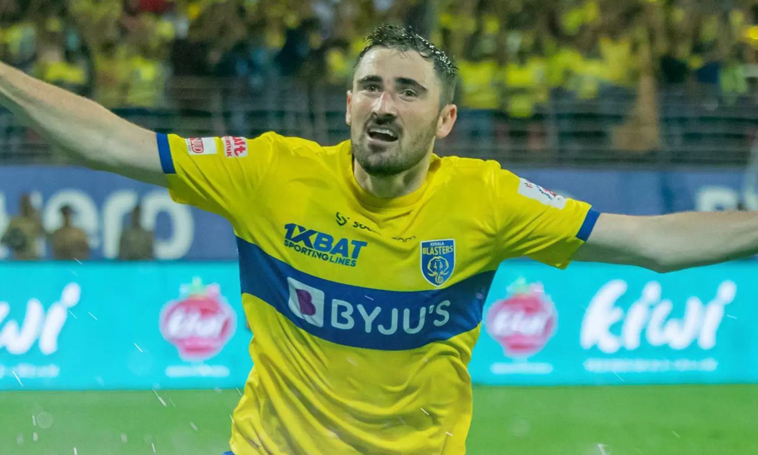 ഇവാൻ ദ സൂപ്പർമാൻ; ഈസ്റ്റ് ബംഗാളിനെ തകർത്ത് ബ്ലാസ്റ്റേഴ്സ് ഇവാൻ ദ സൂപ്പർമാൻ; ഈസ്റ്റ് ബംഗാളിനെ തകർത്ത് ബ്ലാസ്റ്റേഴ്സ്