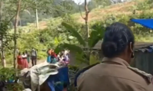 പ്രസവവേദനയുണ്ടായെങ്കിലും ഭര്‍ത്താവ് ആശുപത്രിയില്‍ കൊണ്ടുപോയില്ല; വീട്ടില്‍ പ്രസവിച്ച യുവതിയും കുഞ്ഞും മരിച്ചു