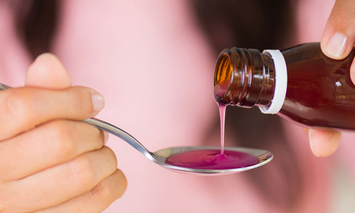 ഗാംബിയയിലെ കുട്ടികളുടെ മരണം: കഫ് സിറപ്പുകൾ വില്ലനാകുന്നതെപ്പോൾ?