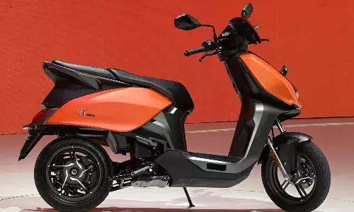 സ്മാർട്ട്‌ഫോൺ ഓൺ വീൽസ്; വിഡ വി വൺ അവതരിപ്പിച്ച് ഹീറോ മോട്ടോർകോർപ്പ്: വിശദാംശങ്ങൾ