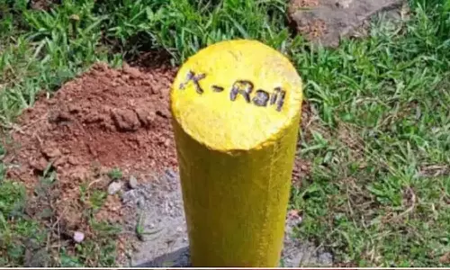 സിൽവർ ലൈൻ സാമൂഹികാഘാത പഠനത്തിന് പഴയ ഏജൻസി മതിയെന്ന് നിയമ വകുപ്പ്