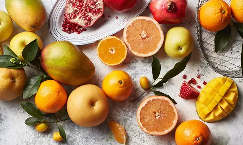 മൂഡ് ഓഫ് ആണോ? ഉഷാറാകാൻ ഈ പഴങ്ങൾ കഴിച്ചു നോക്കൂ...