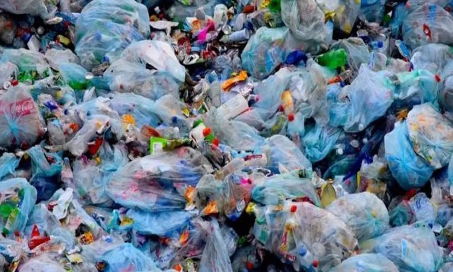 കുവൈത്തിൽ ഭീഷണിയുയർത്തി പ്ലാസ്റ്റിക്; പ്രതിവര്‍ഷം 2 ലക്ഷം ടൺ പ്ലാസ്റ്റിക് മാലിന്യം