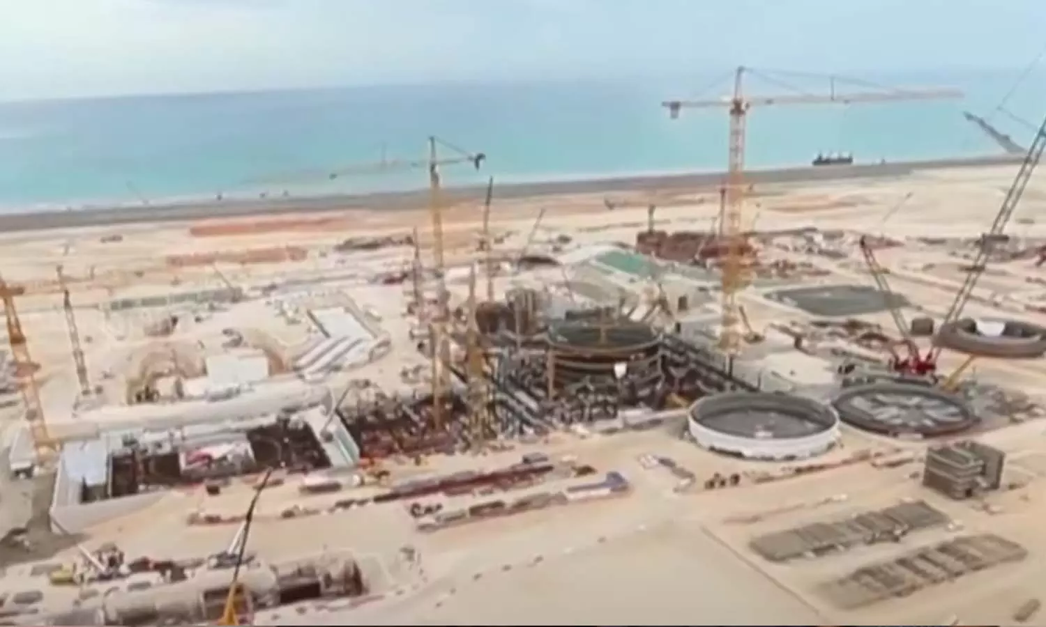 ബറഖ പ്ലാന്‍റ്​: മൂന്നാം യൂണിറ്റ്​ സജ്​ജം, ദേശീയ ​ഊർജവിതരണ ശൃംഖലയുമായി ബന്ധിപ്പിച്ചു