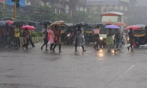 മഴ: സംസ്ഥാനത്ത് അഞ്ച് ജില്ലകളിൽ നാളെ യെല്ലോ അലർട്ട്‌