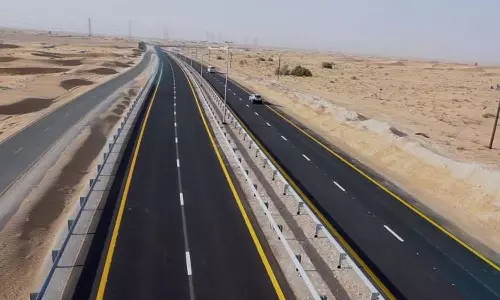 ദുബൈ അൽ ഖുദ്ര റോഡ് വഴിയുള്ള ഗതാഗതം തിരിച്ചുവിട്ടു ദുബൈ അൽ ഖുദ്ര റോഡ് വഴിയുള്ള ഗതാഗതം തിരിച്ചുവിട്ടു