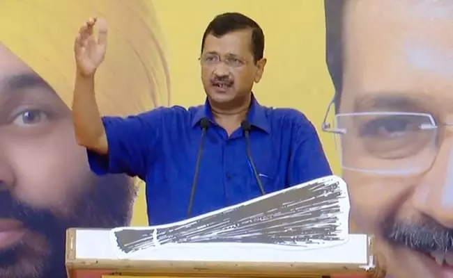 ഗുജറാത്തിൽ ആം ആദ്മി പാർട്ടി - ബി.ജെ.പി പോര് മുറുകുന്നു