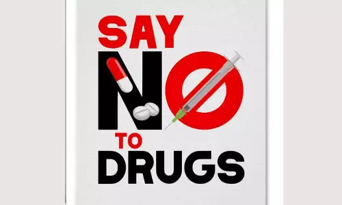 ദീർഘദൂര ബസിൽ ലഹരിക്കടത്ത്; വാളയാറിൽ ഹാഷിഷ് ഓയിലും കഞ്ചാവും പിടിച്ചെടുത്തു