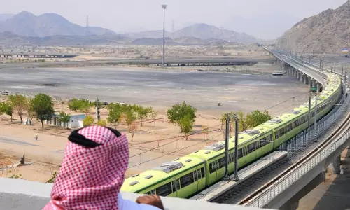 ഗൾഫ്​ റെയിൽവേ പദ്ധതി സജീവം; സൗദിയിലും യു.എ.ഇയിലും പാതനിർമാണം തുടരുന്നു