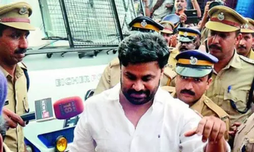 നടിയെ ആക്രമിച്ച കേസിലെ വിചാരണ സമയബന്ധിതമായി പൂർത്തിയാക്കണം; ദിലീപിന്റെ അപേക്ഷ സുപ്രിംകോടതി ഇന്ന് പരിഗണിക്കും