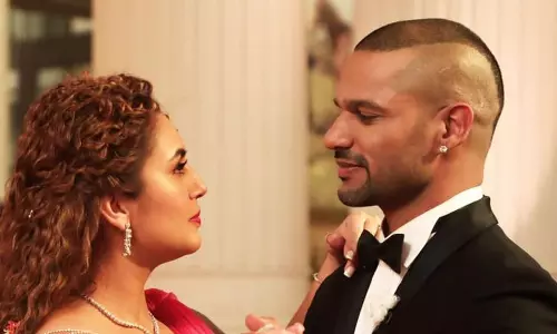 പുതിയ ഇന്നിങ്‌സിന് ശിഖർ ധവാൻ; സോനാക്ഷി സിൻഹയ്ക്കും ഹുമ ഖുറേഷിക്കും ഒപ്പം