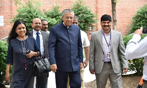 മുഖ്യമന്ത്രി വിദേശ യാത്ര നീട്ടി; ഇംഗ്ലണ്ടില്‍ നിന്നും പോവുക ദുബൈയിലേക്ക്, രണ്ട് ദിവസം വൈകും