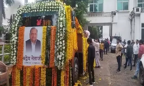 നേതാജി അമരന്‍: മുലായം സിങ് യാദവിന് വിടചൊല്ലി നാട്