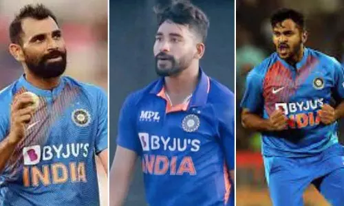 ഷമിയോ സിറാജോ ശാർദുലോ... ആരാകും ബുംറയുടെ പകരക്കാരൻ ?