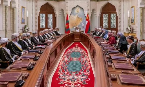 പുതിയ തൊഴിൽ നിയമം തൊഴിലാളിയുടെയും ഉടമയുടെയും താൽപര്യം സംരക്ഷിക്കുമെന്ന് ഒമാൻ