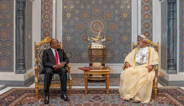 സൻസിബാർ പ്രസിഡന്റ് ഒമാൻ ഭരണാധികാരിയുമായി കൂടിക്കാഴ്ച നടത്തി സൻസിബാർ പ്രസിഡന്റ് ഒമാൻ ഭരണാധികാരിയുമായി കൂടിക്കാഴ്ച നടത്തി