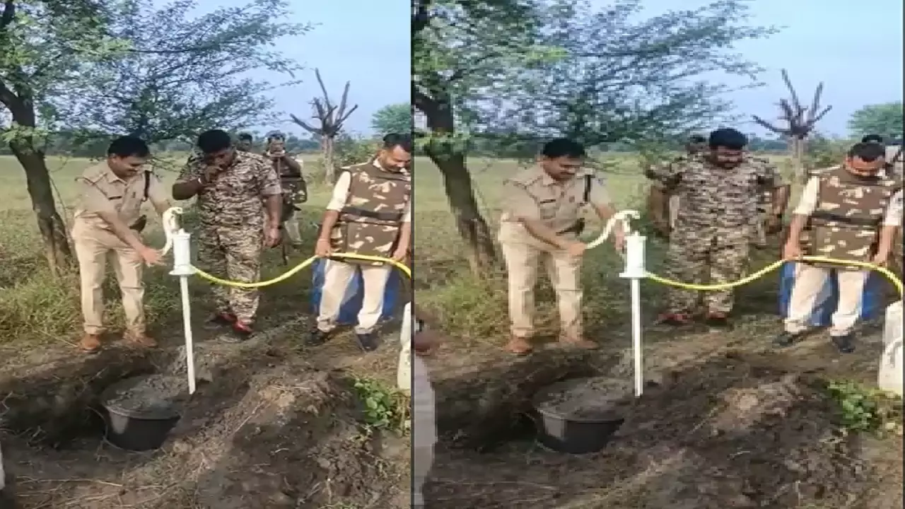 ഹാന്ഡ് പമ്പില് വെള്ളത്തിനു പകരം മദ്യം; പിന്നില് വ്യാജമദ്യ റാക്കറ്റ്: വീഡിയോ ഹാന്ഡ് പമ്പില് വെള്ളത്തിനു പകരം മദ്യം; പിന്നില് വ്യാജമദ്യ റാക്കറ്റ്: വീഡിയോ