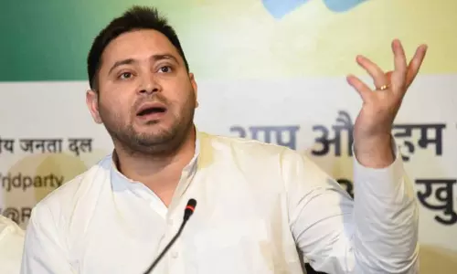 രാജ്യത്തെ അപ്രഖ്യാപിത അടിയന്തരാവസ്ഥയെക്കുറിച്ച് അമിത് ഷാ സംസാരിക്കണം-തേജസ്വി യാദവ് രാജ്യത്തെ അപ്രഖ്യാപിത അടിയന്തരാവസ്ഥയെക്കുറിച്ച് അമിത് ഷാ സംസാരിക്കണം-തേജസ്വി യാദവ്