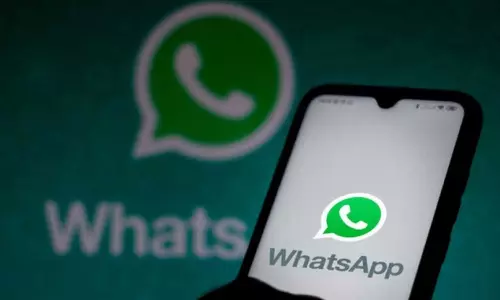 സ്ക്രീൻ ഷോട്ടിന് ബ്ലോക്കിട്ട് വാട്സ്ആപ്പ്; പുതിയ ഫീച്ചറുകൾ ഇവയാണ് സ്ക്രീൻ ഷോട്ടിന് ബ്ലോക്കിട്ട് വാട്സ്ആപ്പ്; പുതിയ ഫീച്ചറുകൾ ഇവയാണ്