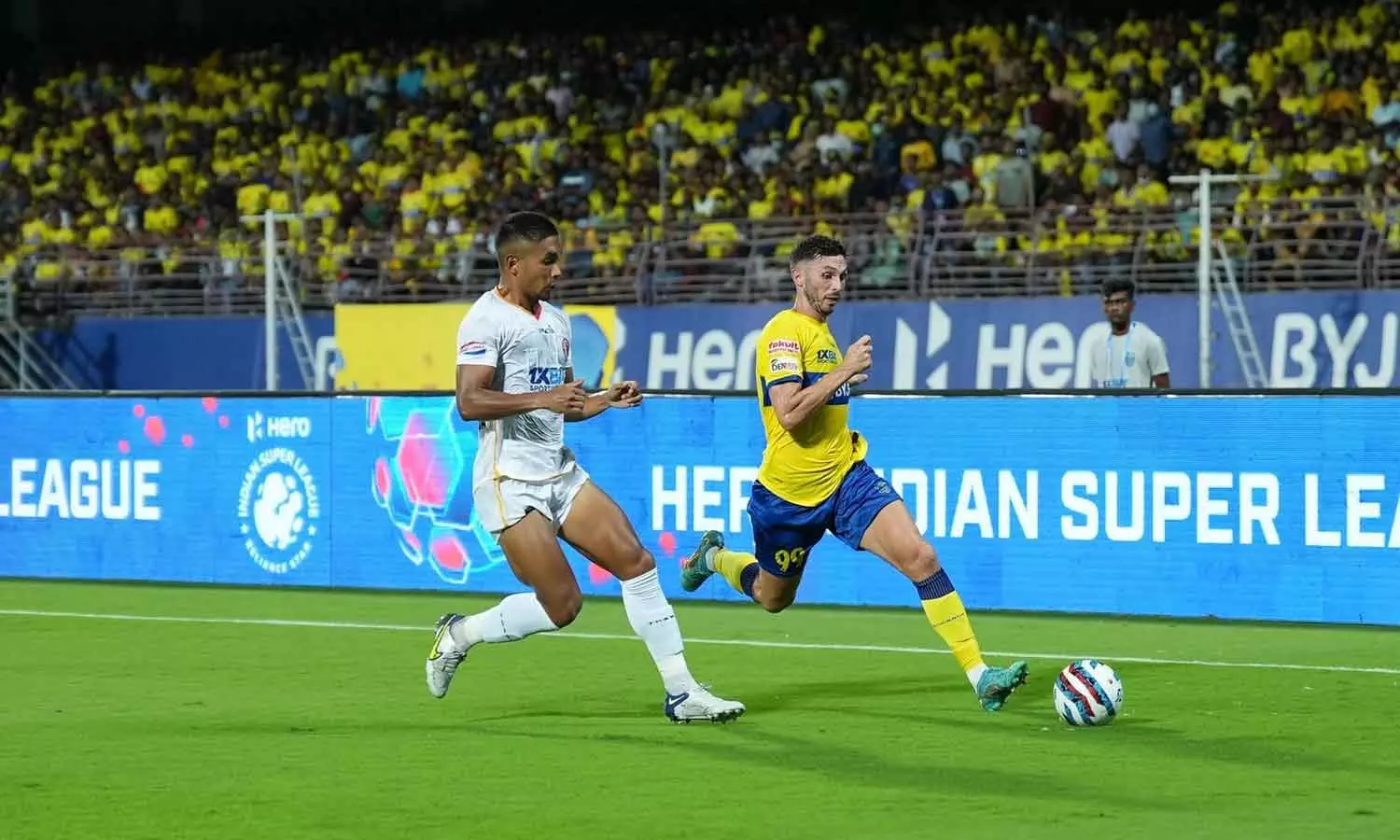 ഐ.എസ്.എൽ: ബ്ലാസ്‌റ്റേഴ്‌സ് ഇന്ന് എ.ടി.കെ മോഹൻ ബഗാനെ നേരിടും