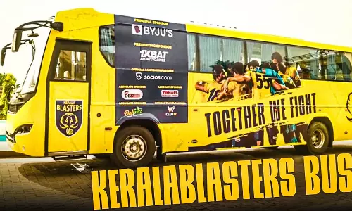 നിങ്ങൾ യുണൈറ്റഡിന്റെയും ബാഴ്‌സലോണയുടെയും പിഎസ്ജിയുടെയും ടീം ബസ് കണ്ടിട്ടുണ്ടോ?