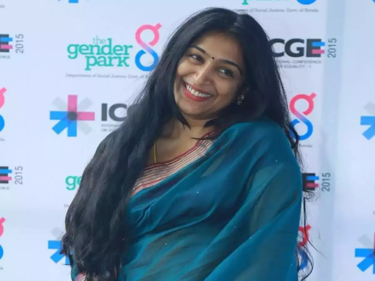 അഭിനയിക്കാന് മാത്രമല്ല, വേണ്ടിവന്നാല് തൂമ്പയെടുത്ത് കിളയ്ക്കാനുമറിയാം പത്മപ്രിയക്ക് അഭിനയിക്കാന് മാത്രമല്ല, വേണ്ടിവന്നാല് തൂമ്പയെടുത്ത് കിളയ്ക്കാനുമറിയാം പത്മപ്രിയക്ക്