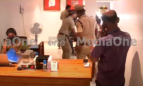 ഇലന്തൂർ നരബലിക്കേസ്: ഷാഫിയുമായി പൊലീസിന്റെ തെളിവെടുപ്പ്