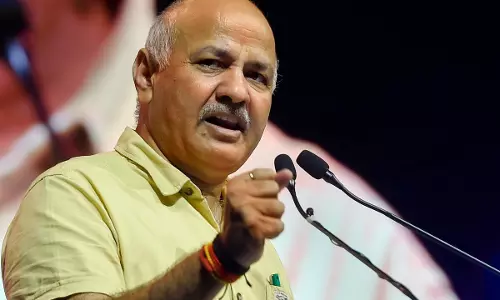 ആം ആദ്മി പാര്‍ട്ടി വിടാന്‍ സി.ബി.ഐ ആവശ്യപ്പെട്ടു: മനീഷ്  സിസോദിയ