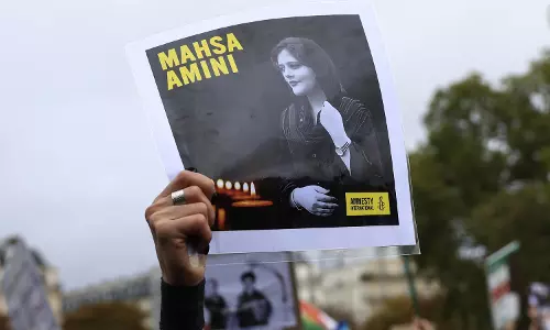 മഹ്സ അമിനിയുടെ മരണം; ഇറാനു മേൽ യൂറോപ്യൻ യൂനിയൻ ഉപരോധം