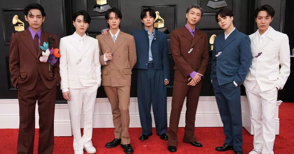 ബിടിഎസ് താരങ്ങള് സൈനിക സേവനത്തിന്; തിരിച്ചെത്തുക 2025ല് ബിടിഎസ് താരങ്ങള് സൈനിക സേവനത്തിന്; തിരിച്ചെത്തുക 2025ല്