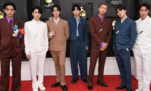 ബിടിഎസ് താരങ്ങള്‍ സൈനിക സേവനത്തിന്;  തിരിച്ചെത്തുക 2025ല്‍