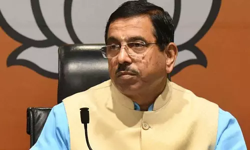 സ്വാഭാവിക നിയമനടപടി മാത്രം, നിയമവിരുദ്ധമായി ഒന്നുമില്ല; ബിൽക്കീസ് ബാനു കേസിലെ പ്രതികളെ വിട്ടയച്ചതിനെ ന്യായീകരിച്ച് കേന്ദ്രമന്ത്രി