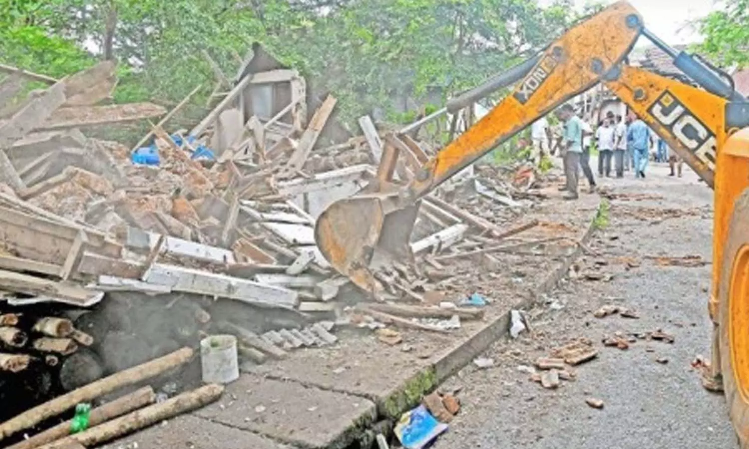 കല്ലായിപ്പുഴയിലെ അനധികൃത കയ്യേറ്റങ്ങൾ ഒഴിപ്പിക്കുന്നു; പ്രതിഷേധവുമായി സംരക്ഷണ സമിതി കല്ലായിപ്പുഴയിലെ അനധികൃത കയ്യേറ്റങ്ങൾ ഒഴിപ്പിക്കുന്നു; പ്രതിഷേധവുമായി സംരക്ഷണ സമിതി