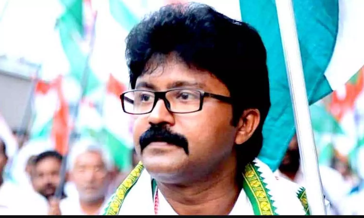 എനിക്ക് സ്വഭാവദൂഷ്യം ഉണ്ടെന്ന് പറയുന്ന എംഎൽഎ എന്തിന് എന്നോടൊപ്പം കൂട്ടുകൂടി; എൽദോസിനെതിരെ അപ്പീൽ നൽകുമെന്ന് പരാതിക്കാരി എനിക്ക് സ്വഭാവദൂഷ്യം ഉണ്ടെന്ന് പറയുന്ന എംഎൽഎ എന്തിന് എന്നോടൊപ്പം കൂട്ടുകൂടി; എൽദോസിനെതിരെ അപ്പീൽ നൽകുമെന്ന് പരാതിക്കാരി