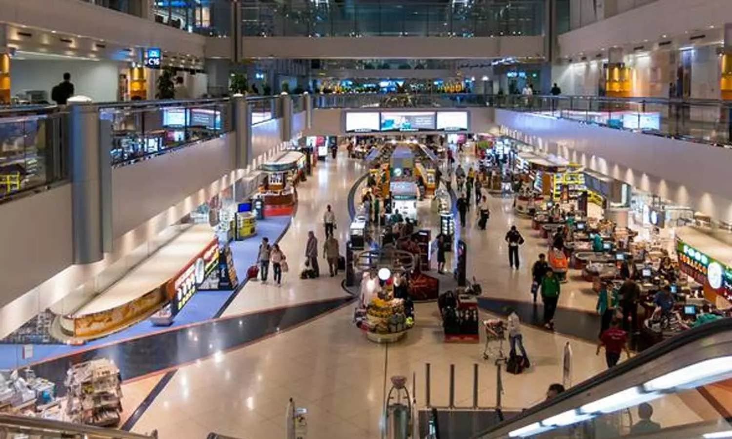 അടുത്ത 10 ദിവസം ദുബൈ വിമാനത്താവളത്തിൽ തിരക്ക് അനുഭവപ്പെടുമെന്ന് മുന്നറിയിപ്പ് അടുത്ത 10 ദിവസം ദുബൈ വിമാനത്താവളത്തിൽ തിരക്ക് അനുഭവപ്പെടുമെന്ന് മുന്നറിയിപ്പ്
