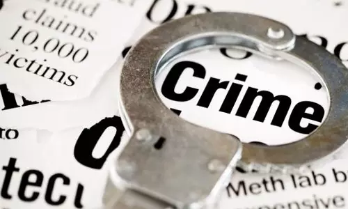 വാതിൽ തുറന്നയുടൻ തലങ്ങും വിലങ്ങും വെട്ടുകയായിരുന്നു: നെടുമങ്ങാട് ഭർത്താവ് ഭാര്യയെ വെട്ടിപ്പരിക്കേല്പിച്ചു