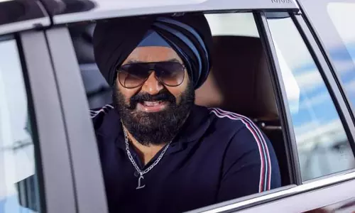 ഇത് പുതിയൊരു പരീക്ഷണം; മോഹന്‍ലാലിന്‍റെ ലക്കി സിംഗിന് കയ്യടി